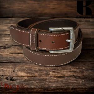 Ceinture KASZER Indiana en cuir de buffle pleine fleur marron foncé couture blan
