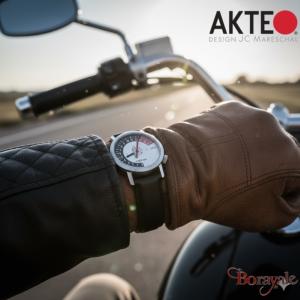 Montre AKTEO Sport Moto course 42 mm argent ronde SMe02