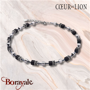 Nuance: 1317, Collier Géo cubes par Cœur de Lion