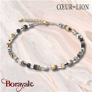 Nuance: 1216, Collier Géo cubes par Cœur de Lion