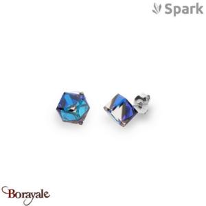 Boucles d'oreilles SPARK With EUROPEAN CRYSTALS  : Cubes medium 8 mm - Bleu Berm